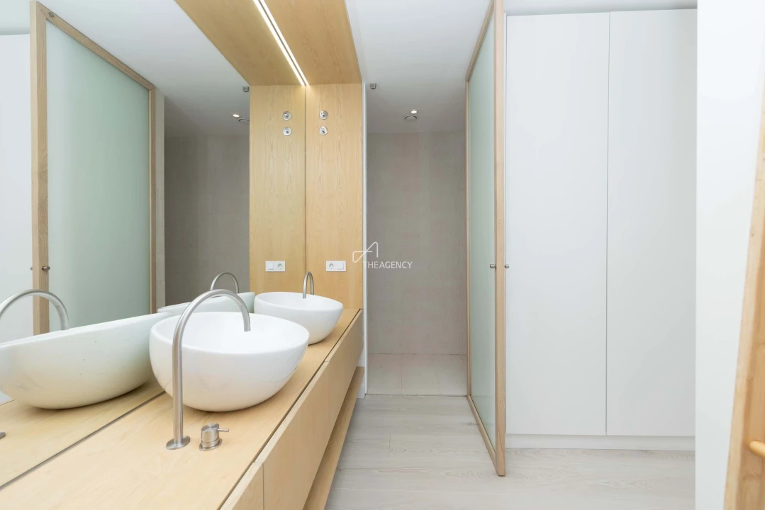 Moradia T4 para Venda em Marinha Grande Foto 9