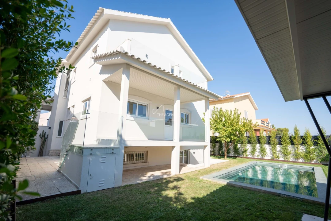 Moradia T4 para Venda em Cascais e Estoril Foto 5