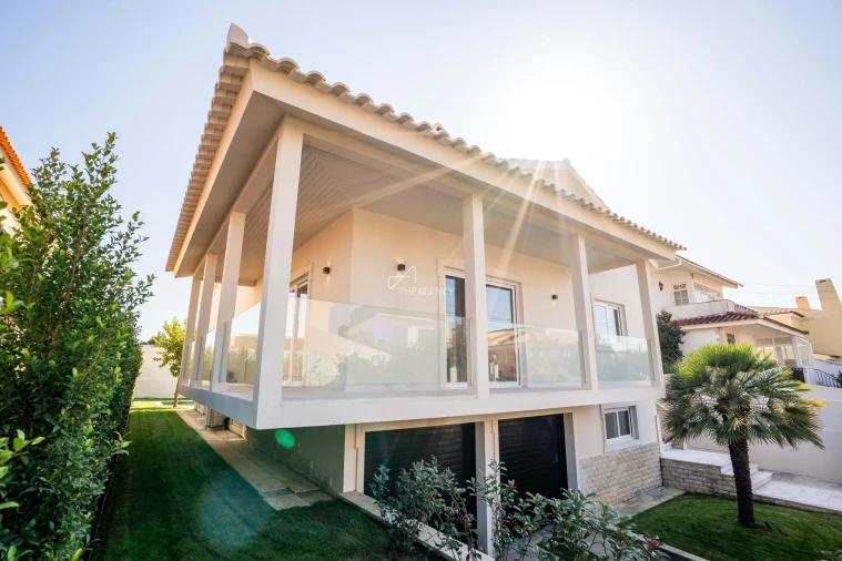 Moradia T4 para Venda em Cascais e Estoril Foto 1