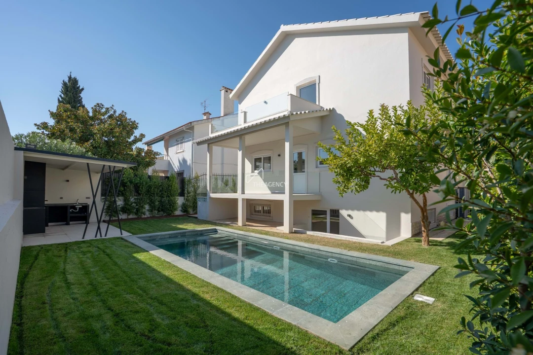 Moradia T4 para Venda em Cascais e Estoril Foto 4