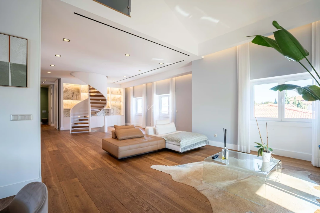 Moradia T6 para Venda em Cascais e Estoril Foto 5