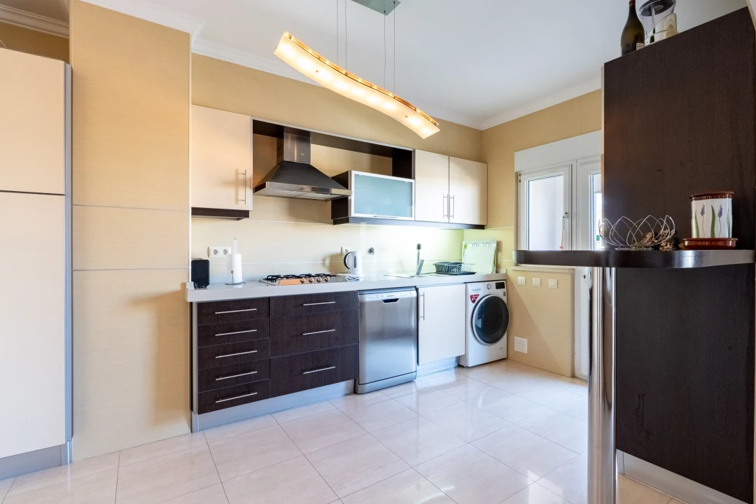 Apartamento T2 para Venda em Lagos (São Sebastião e Santa Maria) Foto 5