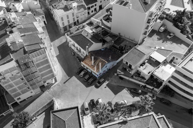 Terreno para Venda em Lagos (São Sebastião e Santa Maria) Foto 2