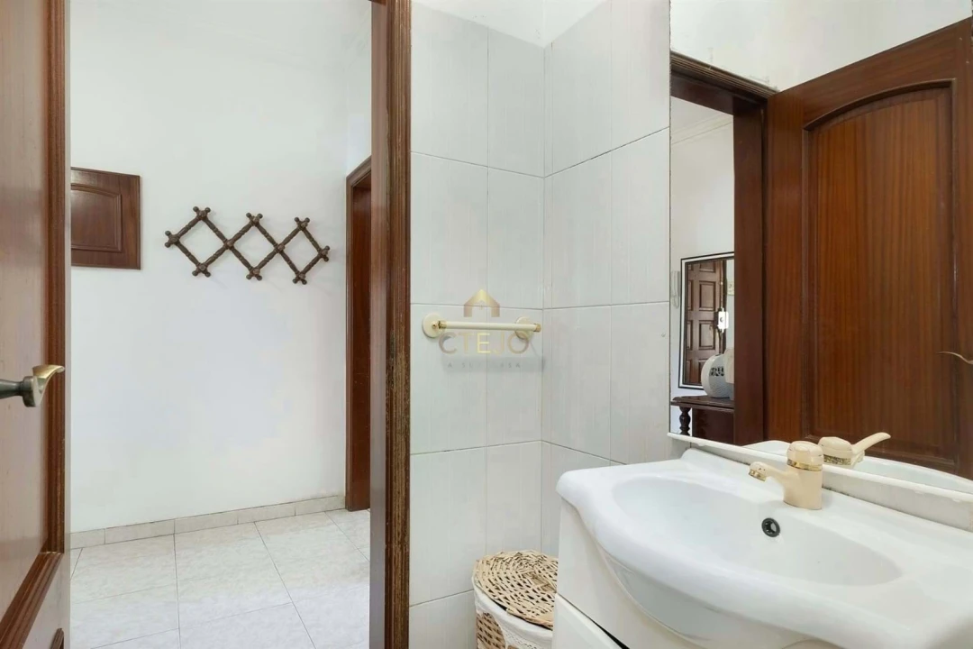 Apartamento T2 para Venda em Moscavide e Portela Foto 16