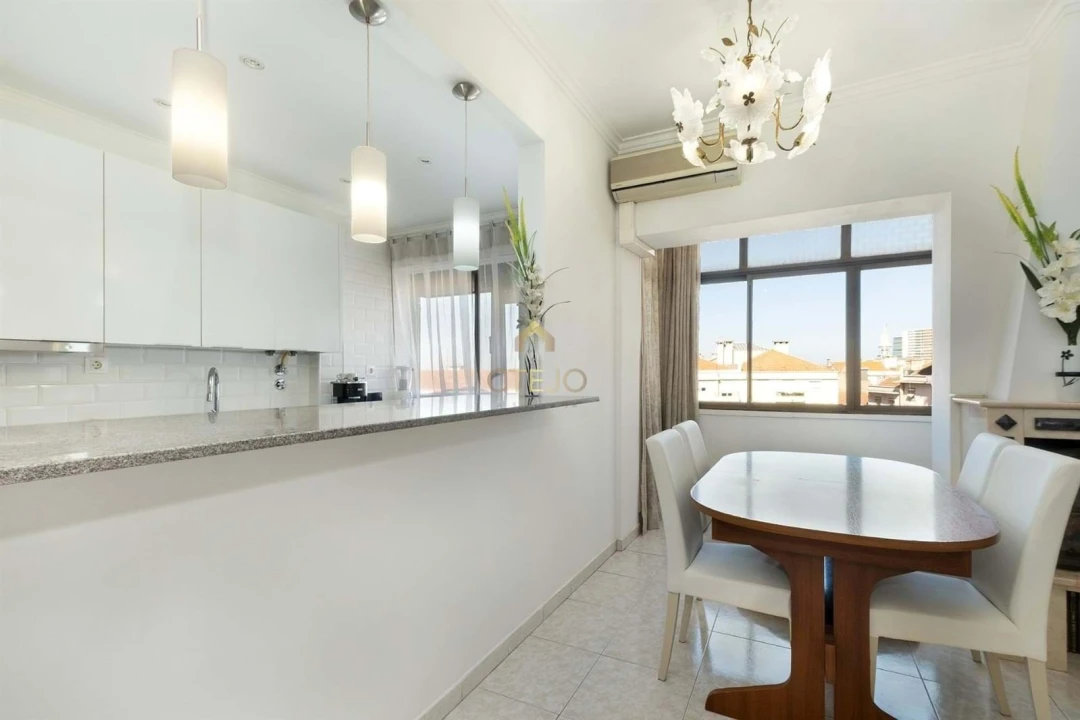 Apartamento T2 para Venda em Moscavide e Portela Foto 8