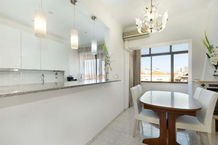 Apartamento T2 para Venda em Moscavide e Portela Foto 8