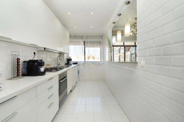 Apartamento T2 para Venda em Moscavide e Portela Foto 10