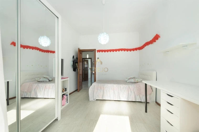 Apartamento T2 para Venda em Moscavide e Portela Foto 14