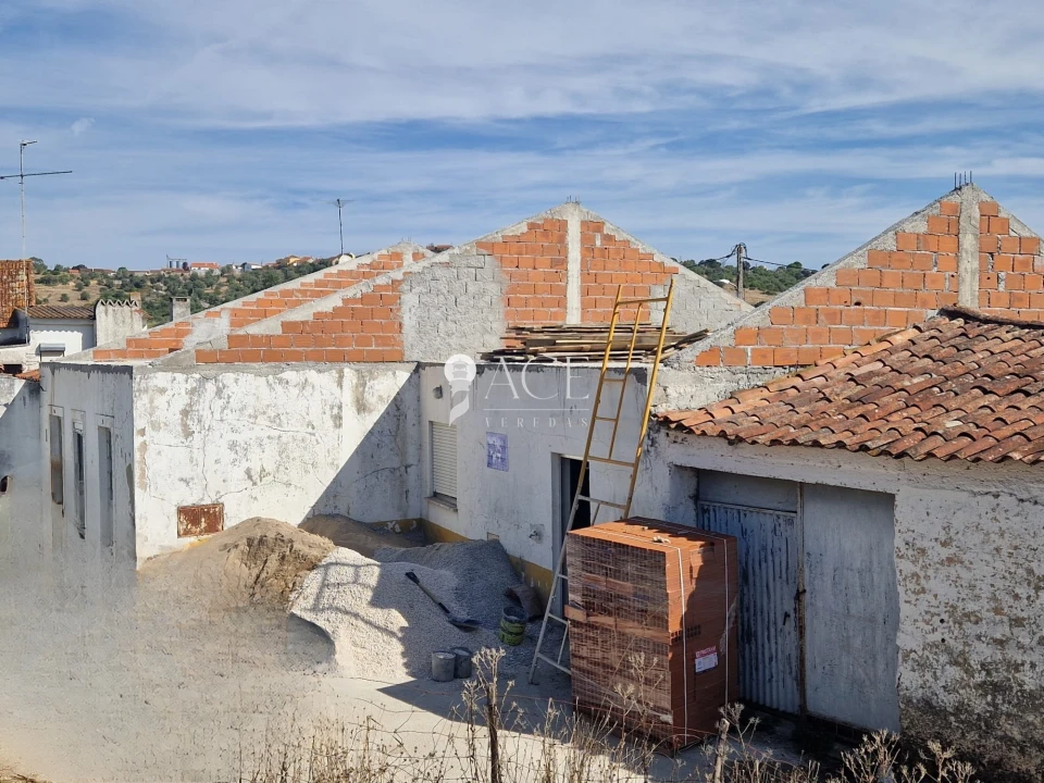 Moradia T3 para Venda em Arneiro das Milhariças Foto 14