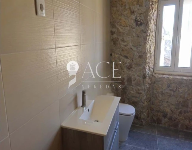 Moradia T3 para Venda em Arneiro das Milhariças Foto 3