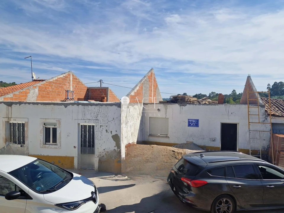 Moradia T3 para Venda em Arneiro das Milhariças Foto 13