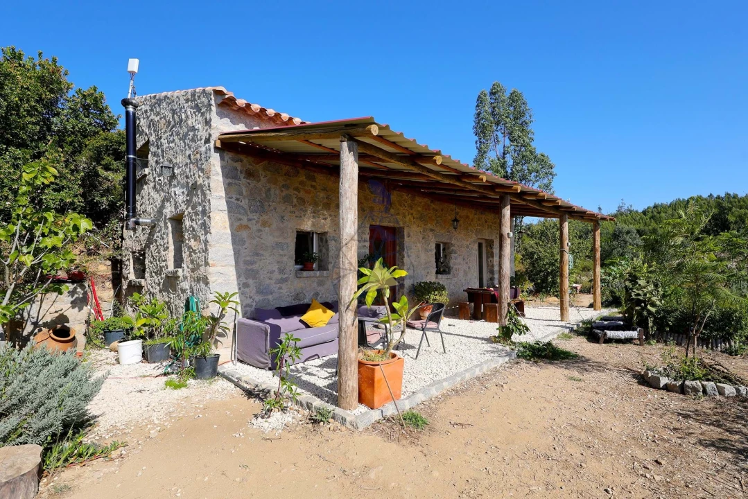 Quinta T2 para Venda em Monchique Foto 1