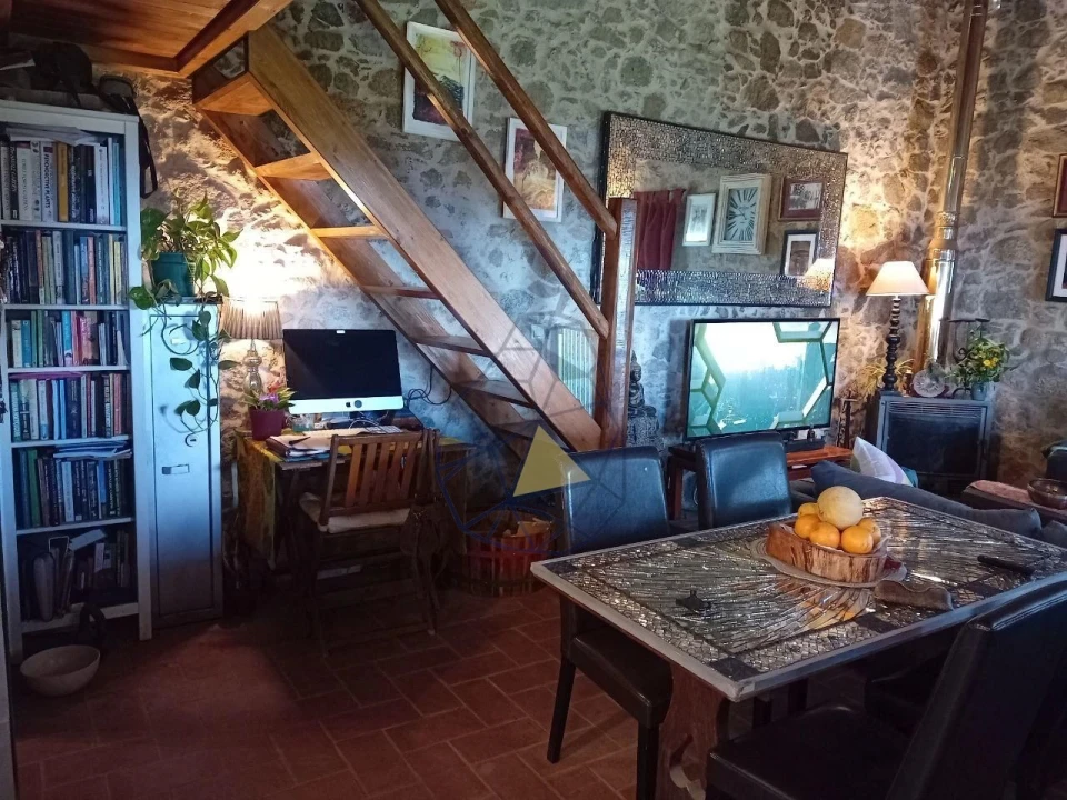 Quinta T2 para Venda em Monchique Foto 11