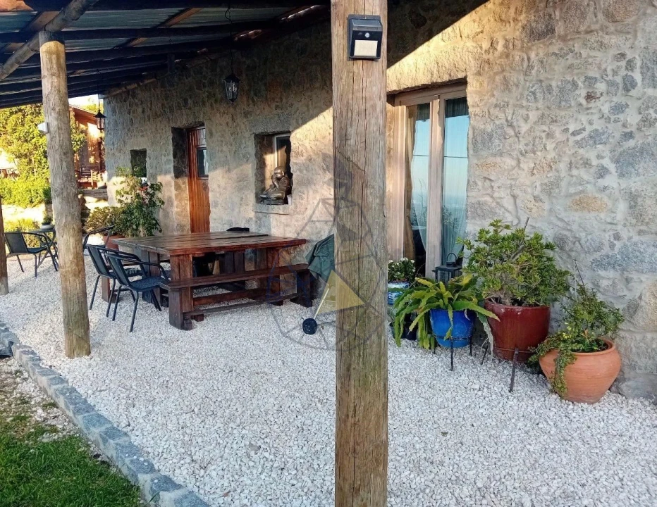 Quinta T2 para Venda em Monchique Foto 5