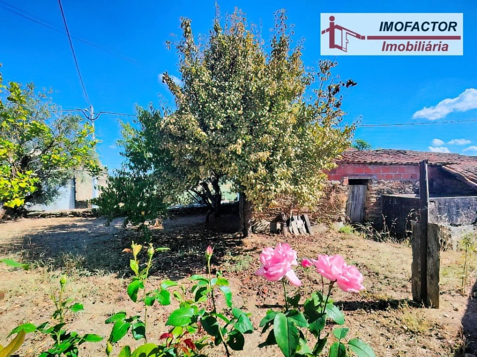 Moradia T5 para Venda em Santo Andre das Tojeiras Foto 10