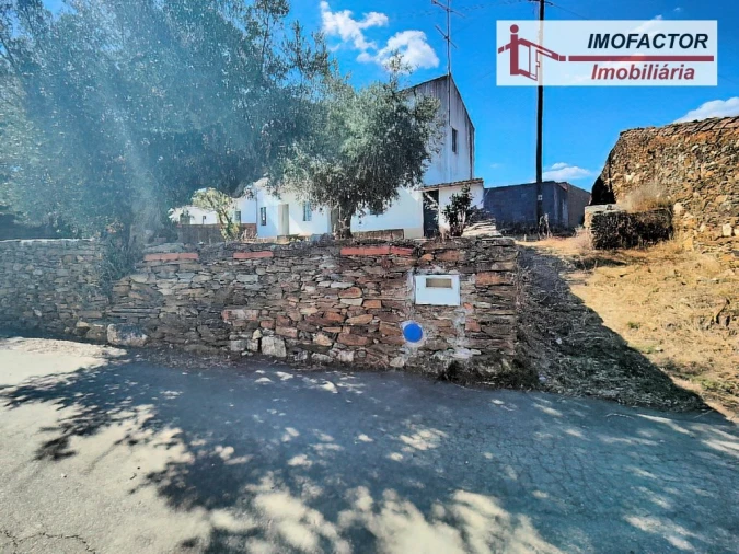 Moradia T5 para Venda em Santo Andre das Tojeiras Foto 8