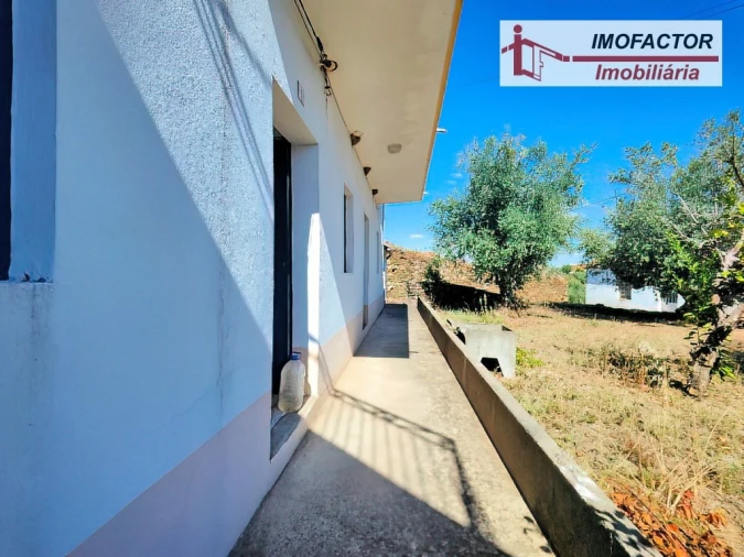 Moradia T5 para Venda em Santo Andre das Tojeiras Foto 4