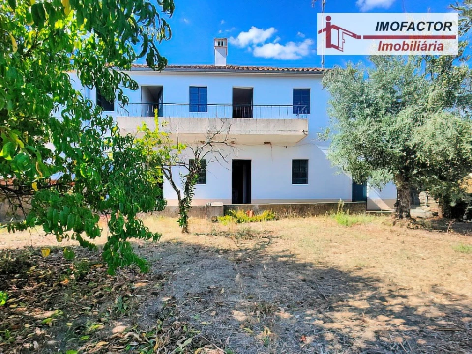 Moradia T5 para Venda em Santo Andre das Tojeiras Foto 1