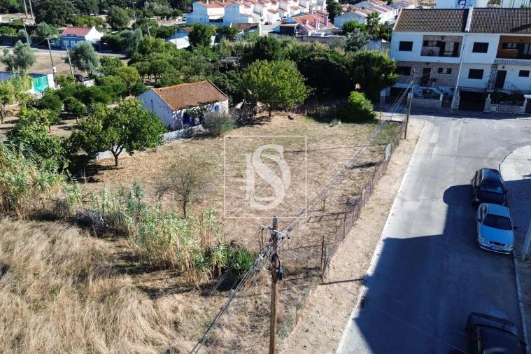 Terreno para Venda em Baixa da Banheira e Vale da Amoreira