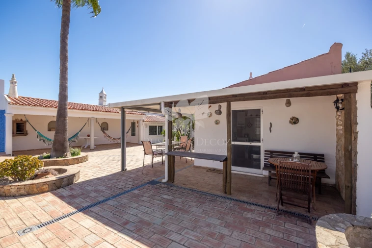 Quinta T4 para Venda em São Brás de Alportel