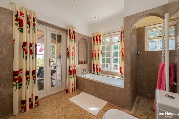 Moradia T6 para Venda em Lagos (São Sebastião e Santa Maria) Foto 20