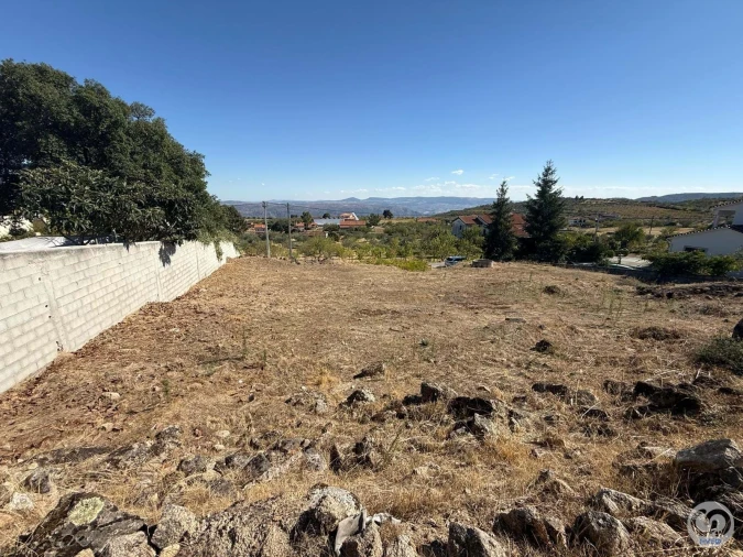 Terreno para Venda em Seixo de Manhoses Foto 1