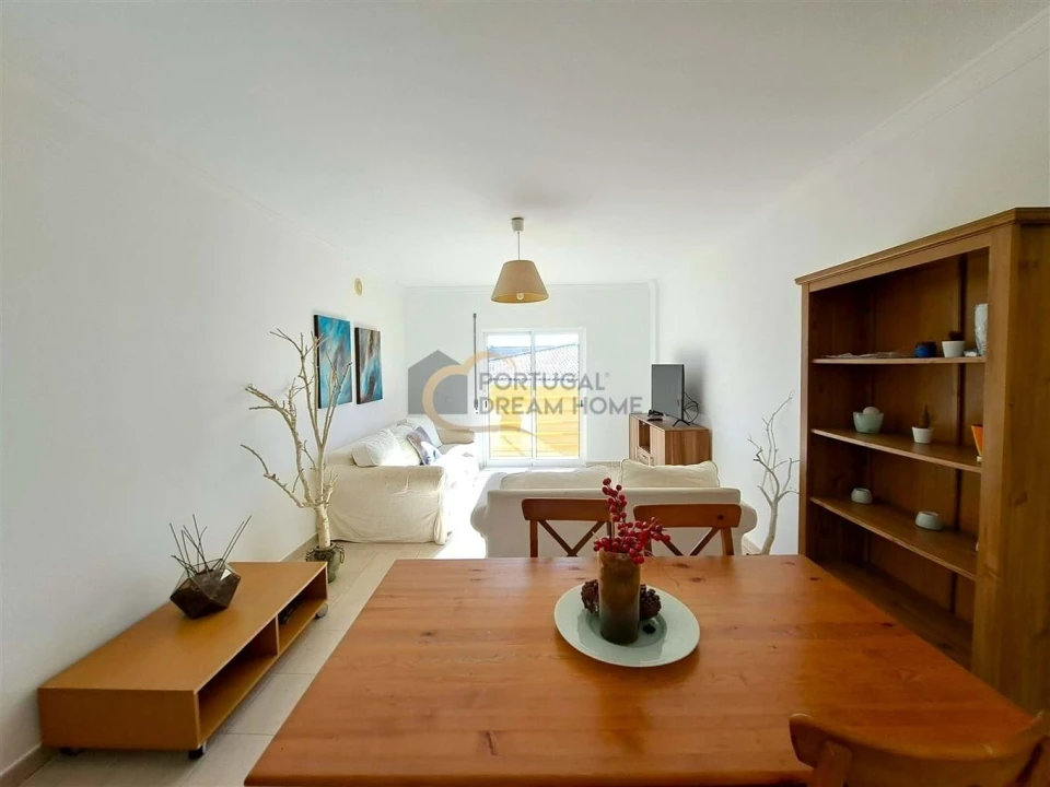 Apartamento T2 para Venda em Guia Foto 9