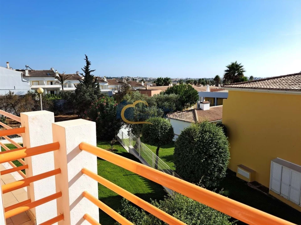 Apartamento T2 para Venda em Guia Foto 12