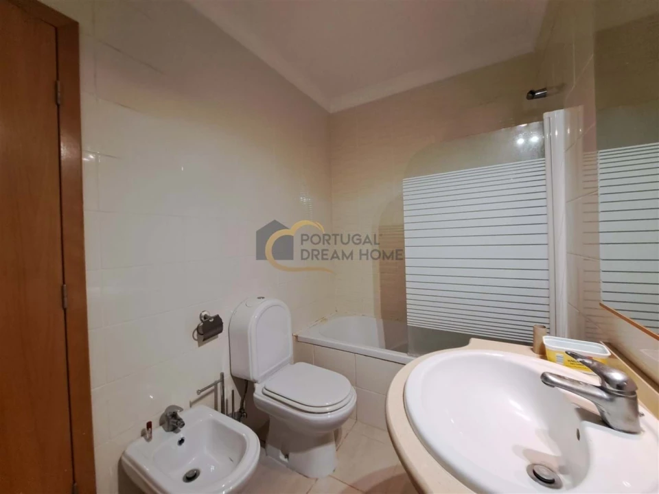 Apartamento T2 para Venda em Guia Foto 21