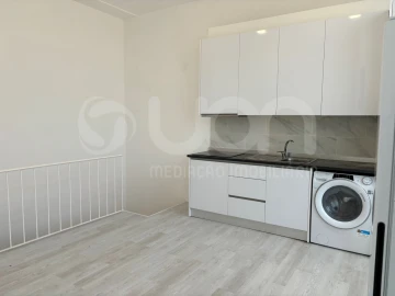 Apartamento T2 para Venda em Laranjeiro e Feijó
