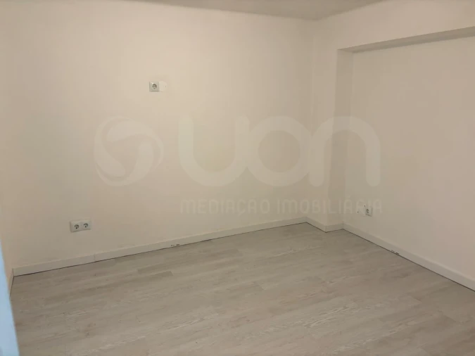 Apartamento T2 para Venda em Laranjeiro e Feijó Foto 10