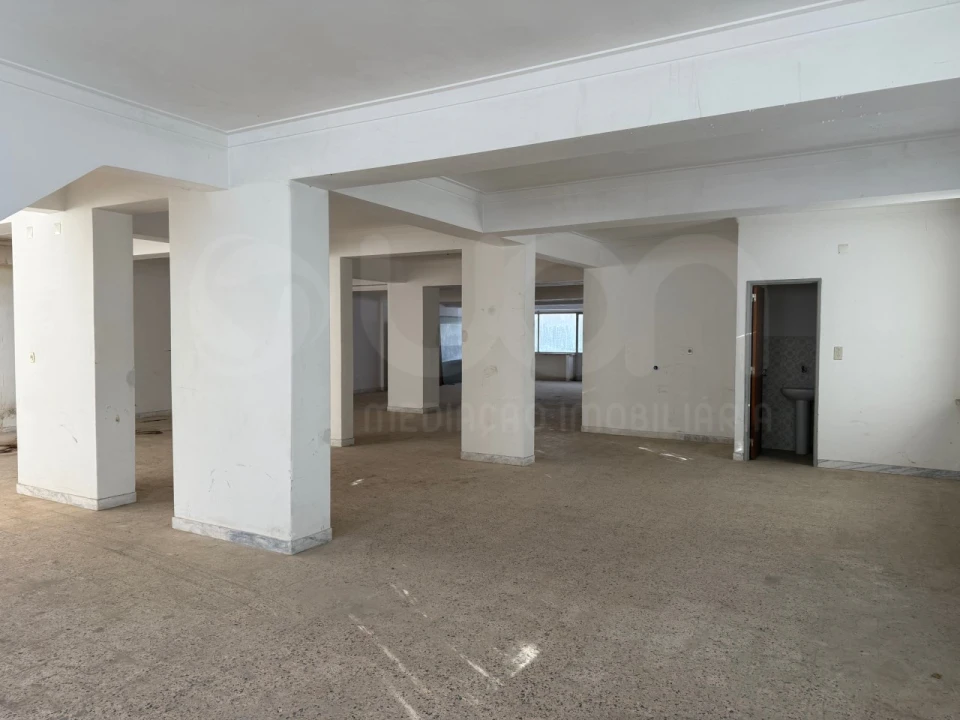 Loja para Venda em Agualva e Mira-Sintra Foto 4