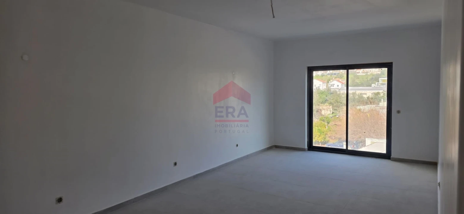 Apartamento T3 para Venda em São Brás de Alportel Foto 2