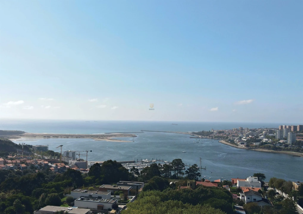 Apartamento T4 para Venda em Santa Marinha e São Pedro da Afurada Foto 21