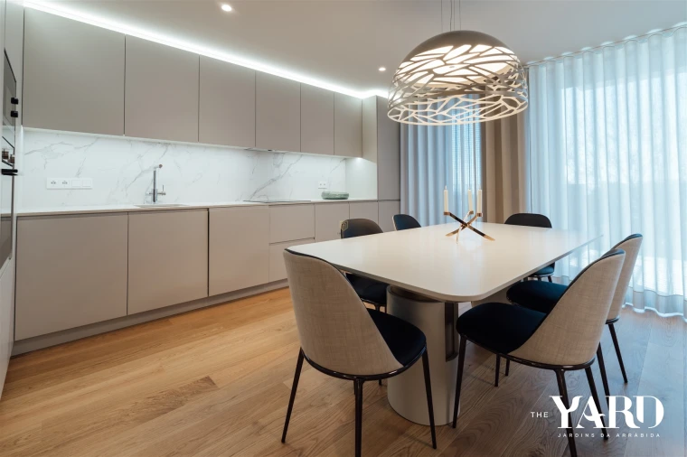 Apartamento T4 para Venda em Santa Marinha e São Pedro da Afurada Foto 6