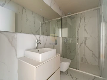 Apartamento T3 para Venda em Santa Marinha e São Pedro da Afurada
