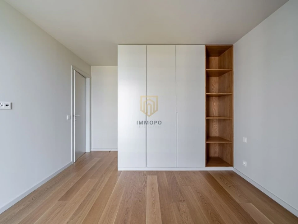 Apartamento T3 para Venda em Santa Marinha e São Pedro da Afurada Foto 5