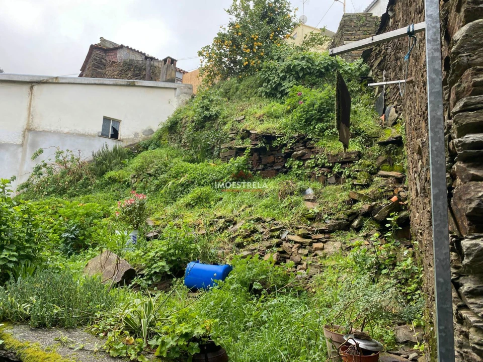 Moradia T3 para Venda em Sandomil Foto 8