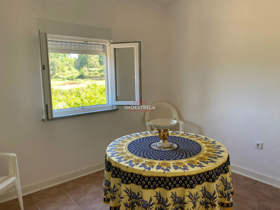 Moradia T4 para Venda em Tourais e Lajes Foto 10