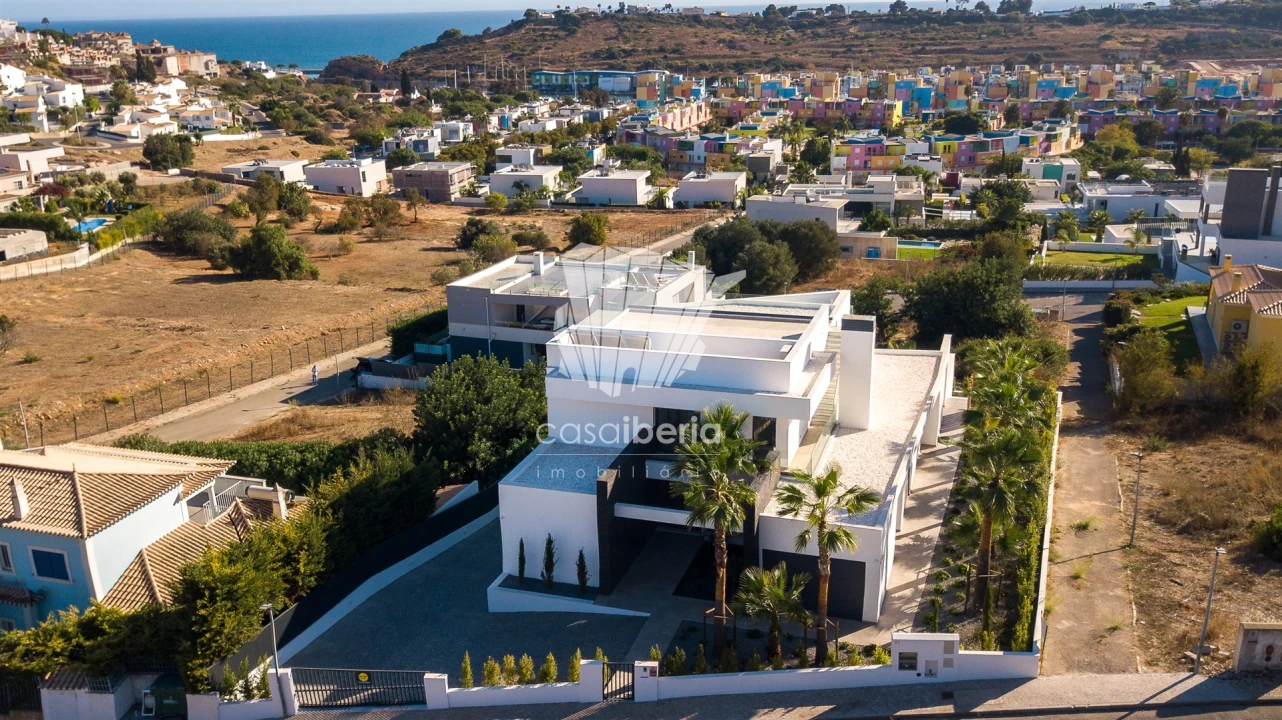 Moradia T4 para Venda em Albufeira e Olhos de Água Foto 54