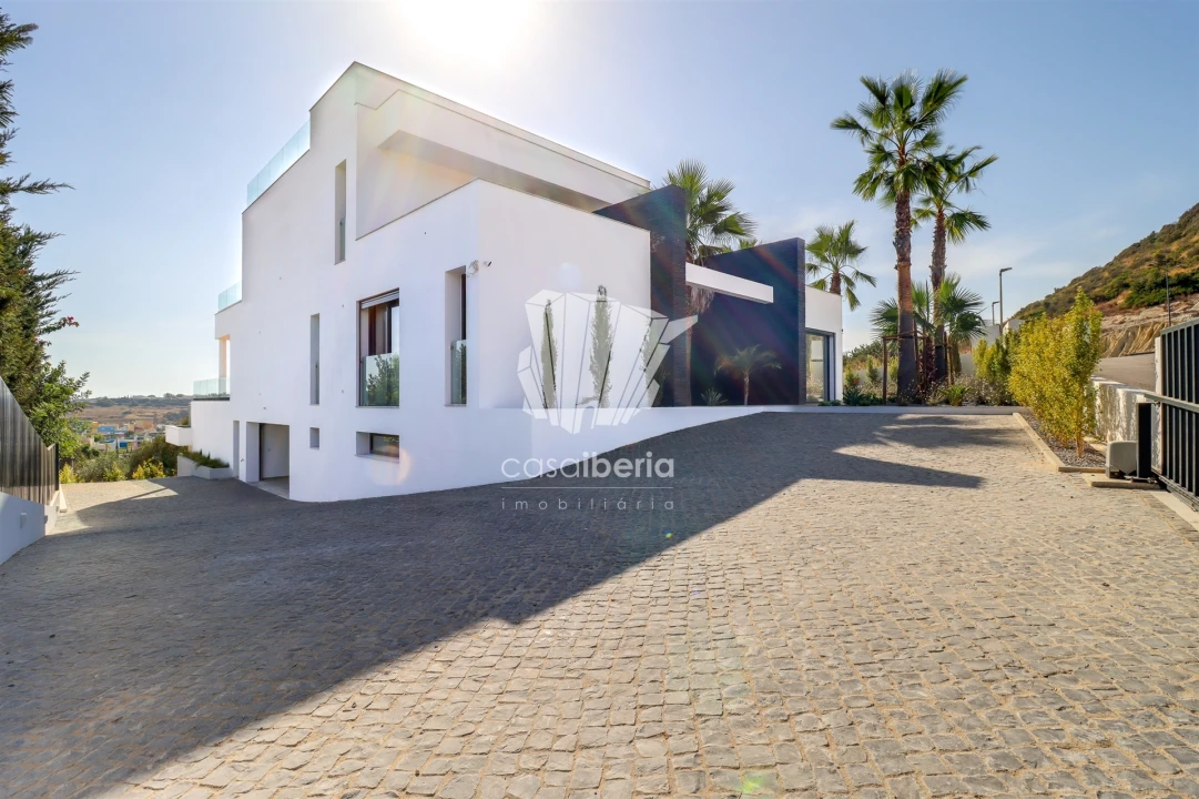 Moradia T4 para Venda em Albufeira e Olhos de Água Foto 4