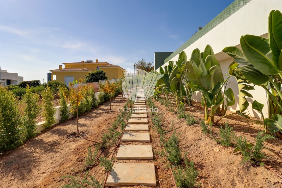 Moradia T4 para Venda em Albufeira e Olhos de Água Foto 47