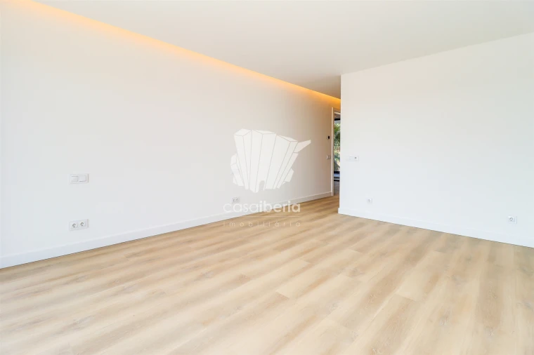 Moradia T4 para Venda em Albufeira e Olhos de Água Foto 34