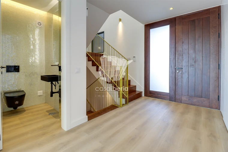 Moradia T4 para Venda em Albufeira e Olhos de Água Foto 8