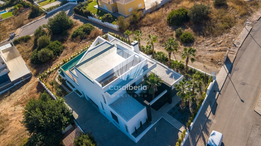 Moradia T4 para Venda em Albufeira e Olhos de Água Foto 53