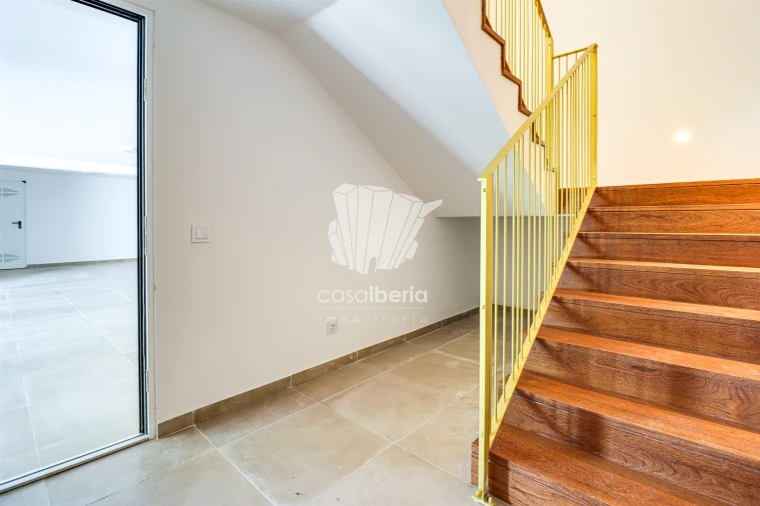 Moradia T4 para Venda em Albufeira e Olhos de Água Foto 40