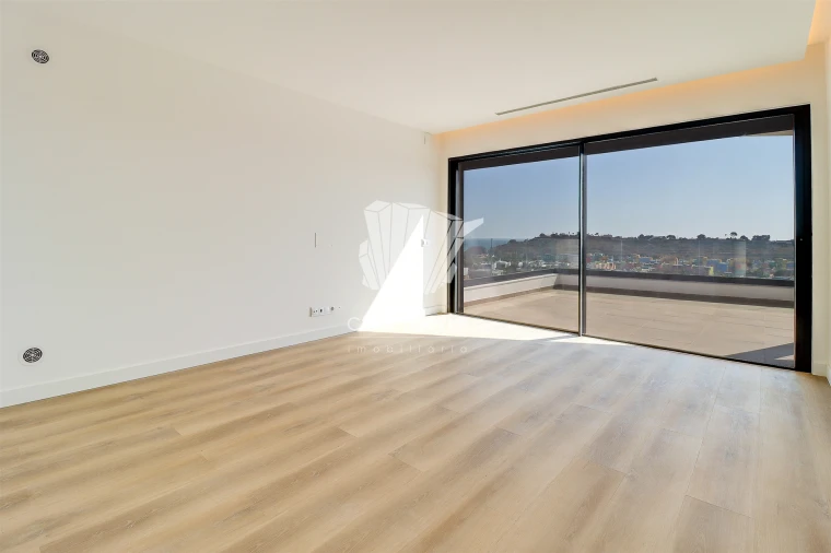 Moradia T4 para Venda em Albufeira e Olhos de Água Foto 33