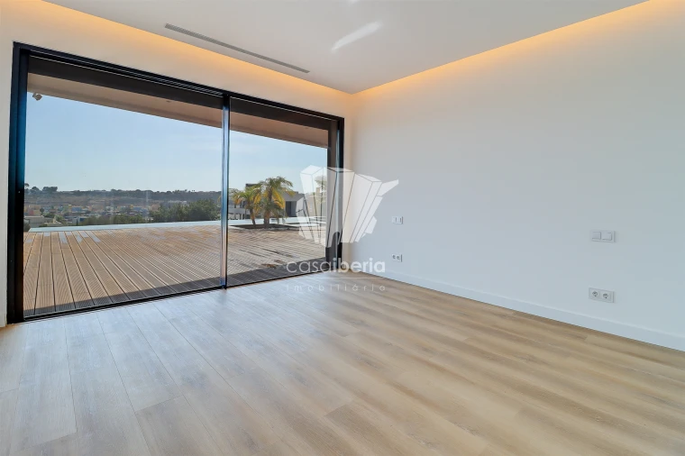 Moradia T4 para Venda em Albufeira e Olhos de Água Foto 22