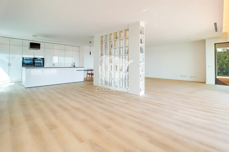 Moradia T4 para Venda em Albufeira e Olhos de Água Foto 17