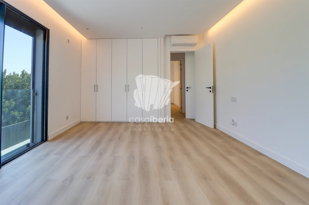 Moradia T4 para Venda em Albufeira e Olhos de Água Foto 19